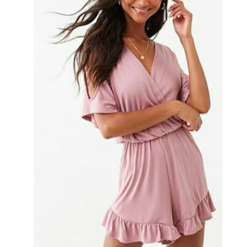 NEW FOREVER 21SURPLICE DOLMAN-SLEEVE ROMPER